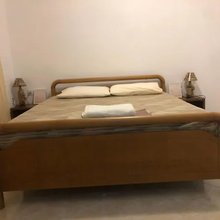 Ylli Apartament *