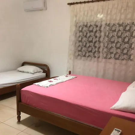 Apartment Ylli Apartament *